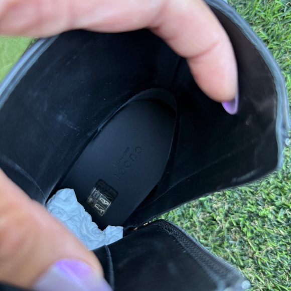 Gucci Women's Black and Tan Boots - Picture 15 of 16